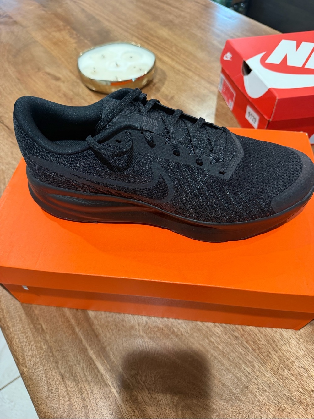 Nike Men’s Black Low-Top Running Sneakers